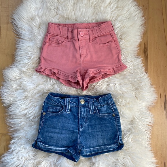 GAP Other - Set of 2 shorts, Gap & Celebrity Pink, size 4